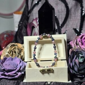 Violet and Pink Beaded Stretch Bracelet with Iridescent Accents